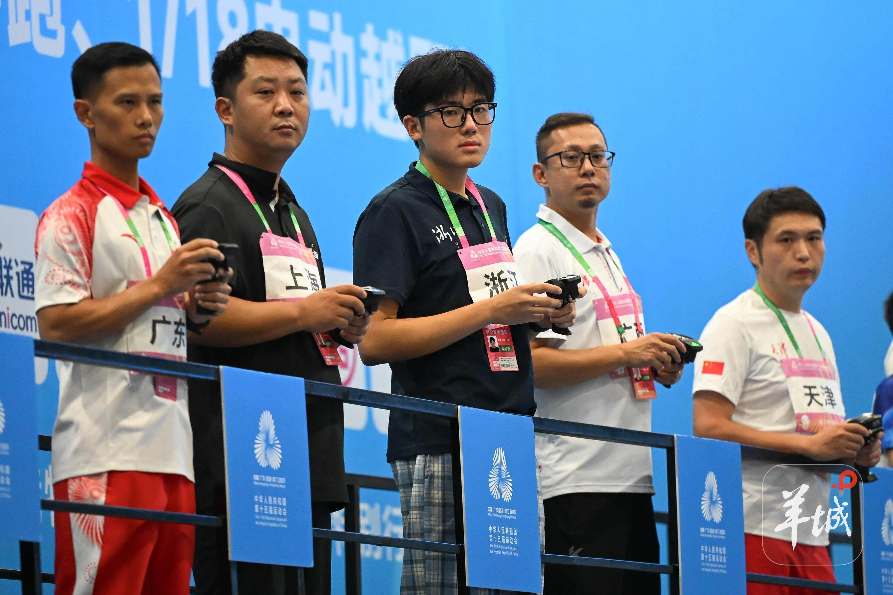 img, src, amp img, src, amp